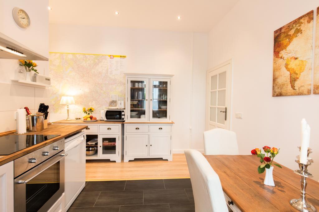 Fritz By Rockchair Apartments L Superhost Status L 3 Bedrooms Boxspringbeds 2 Bathrooms 2 Kitchen - Cozy Family & Business Flair Welcomes You! Berlin Kültér fotó