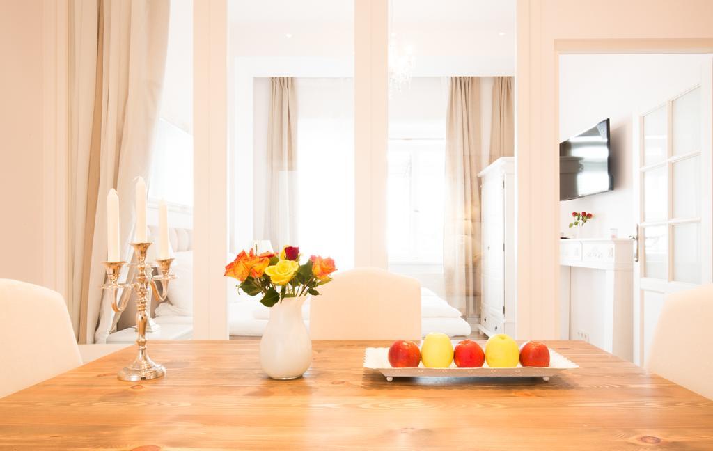 Fritz By Rockchair Apartments L Superhost Status L 3 Bedrooms Boxspringbeds 2 Bathrooms 2 Kitchen - Cozy Family & Business Flair Welcomes You! Berlin Kültér fotó