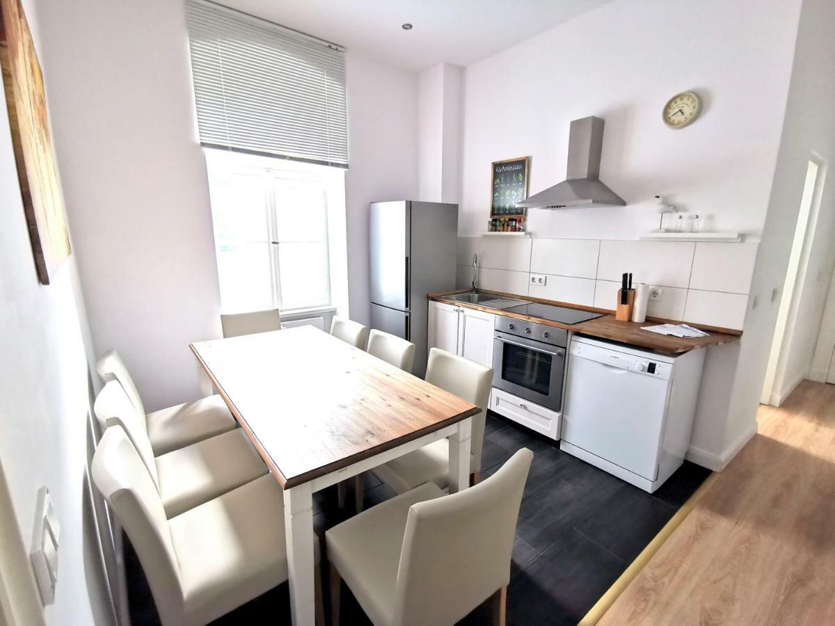 Fritz By Rockchair Apartments L Superhost Status L 3 Bedrooms Boxspringbeds 2 Bathrooms 2 Kitchen - Cozy Family & Business Flair Welcomes You! Berlin Kültér fotó